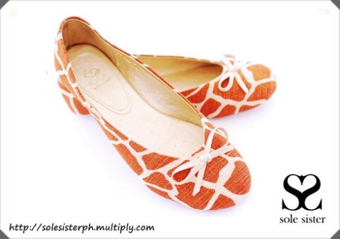 Sole Sister Giraffe Orange Ballet Flats